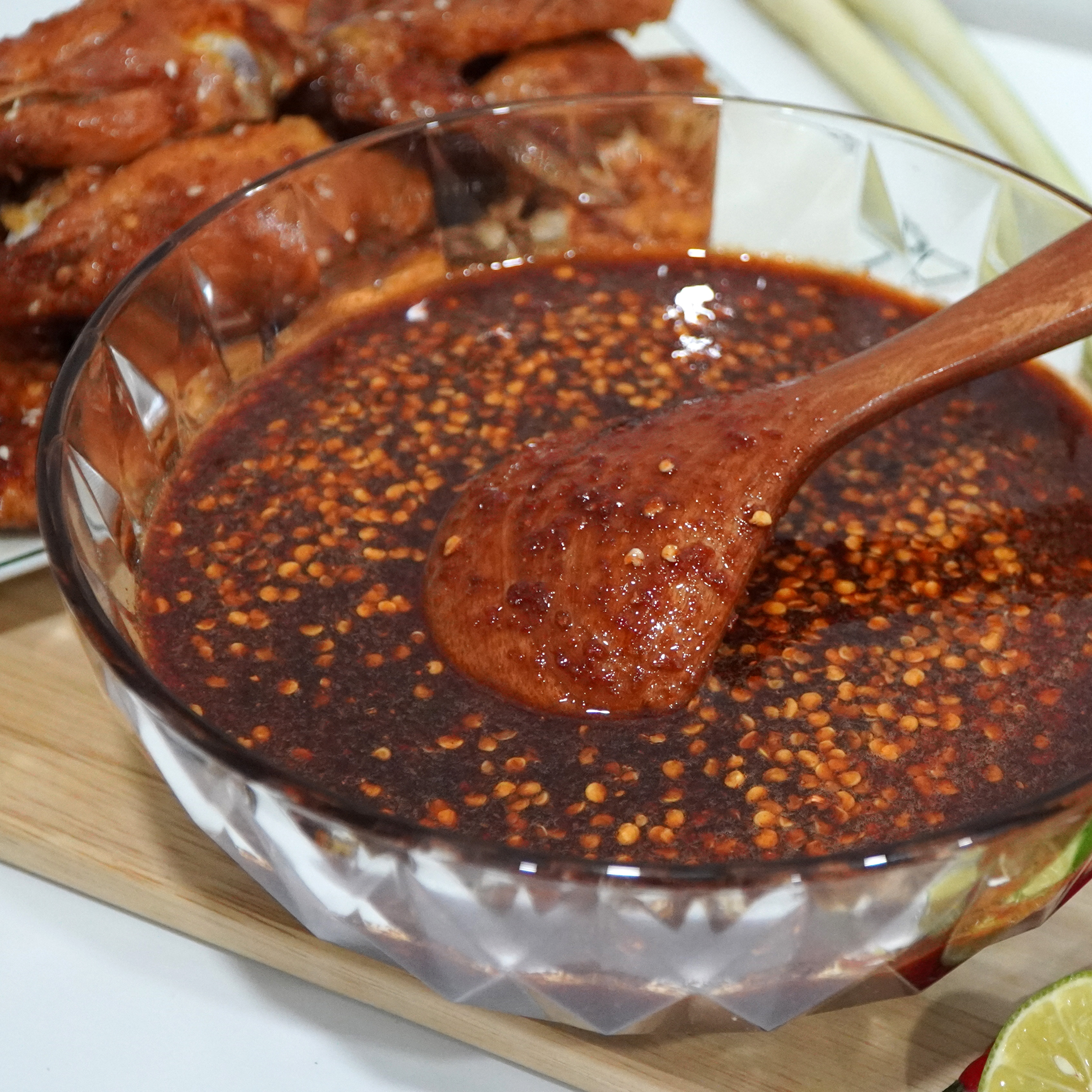 Sốt nướng ngũ vị - bí quyết làm nên món gà nướng ngũ vị