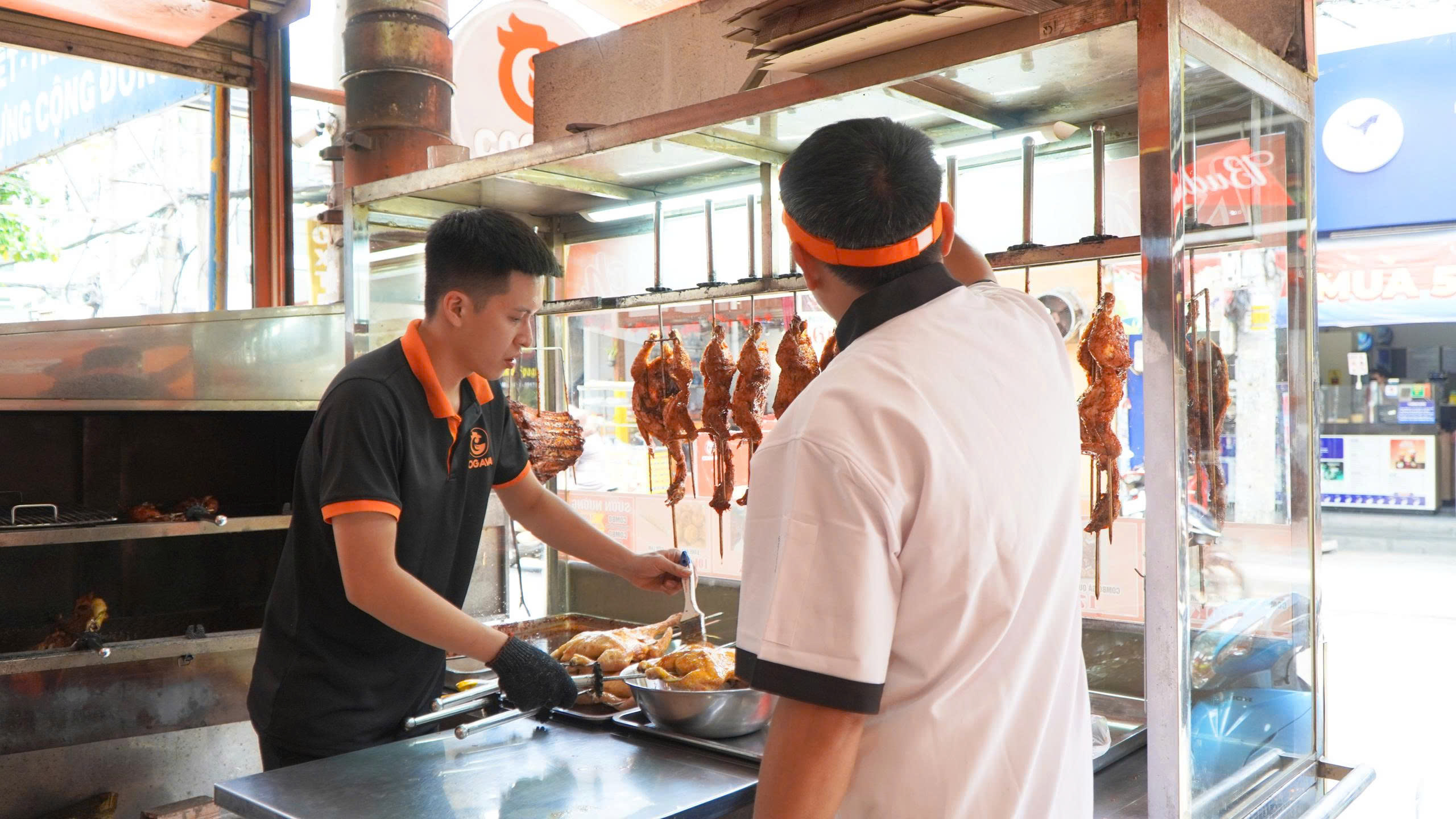 Học nghề gà nướng tại COGAVA